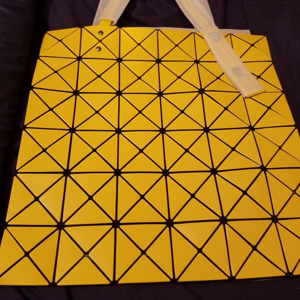 BAO BAO ISSEY MIYAKE Geometry Tote Bag